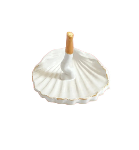 Single Cigarette Shell Ashtray - Blanc