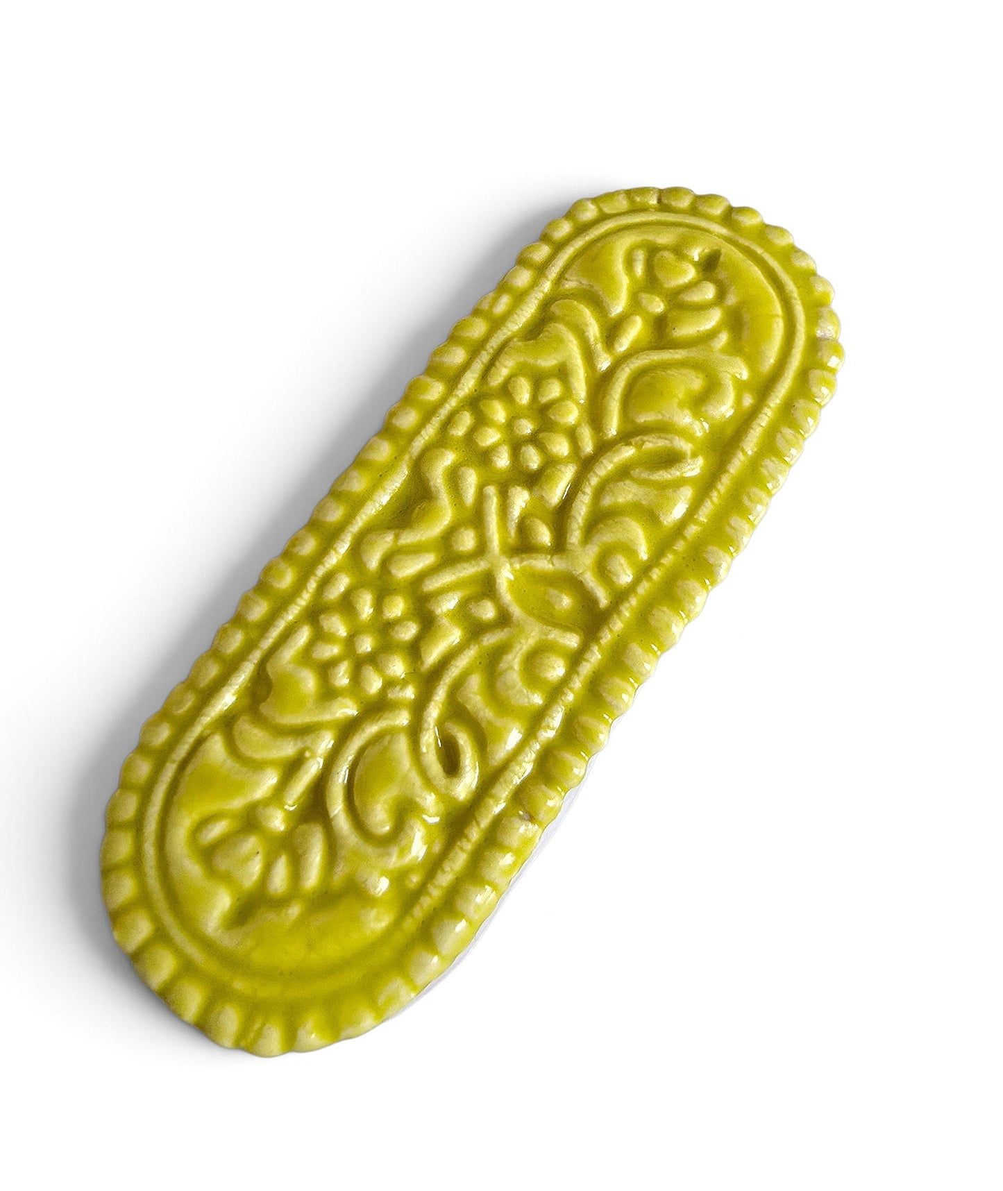 Chartreuse Cameo