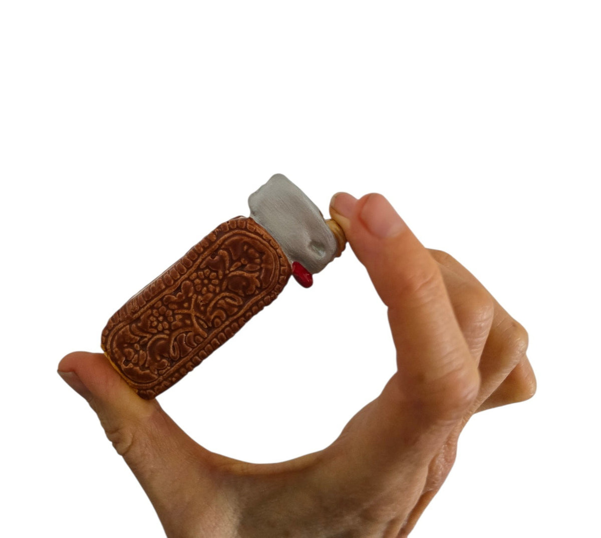 Cameo Crème lighter