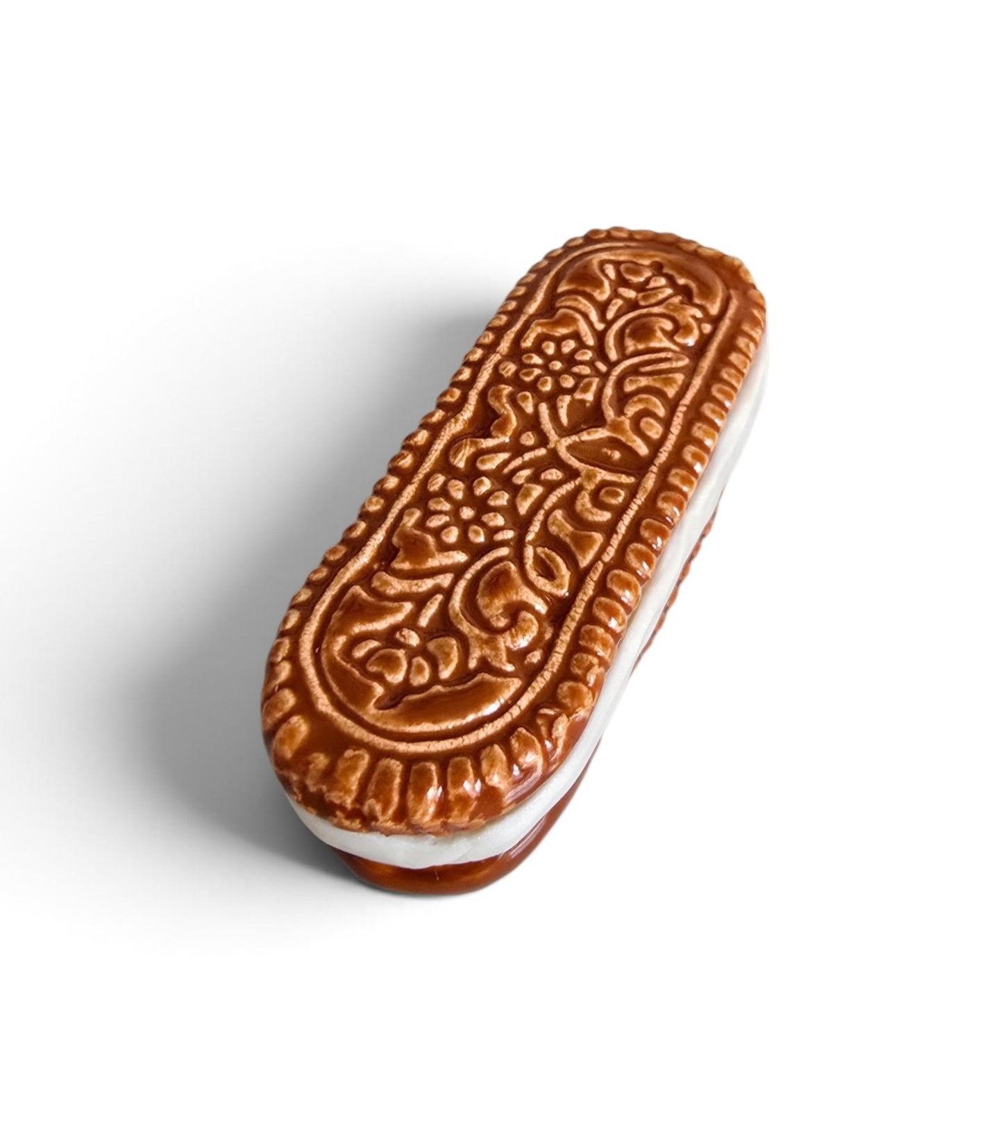 Mahogany Cameo