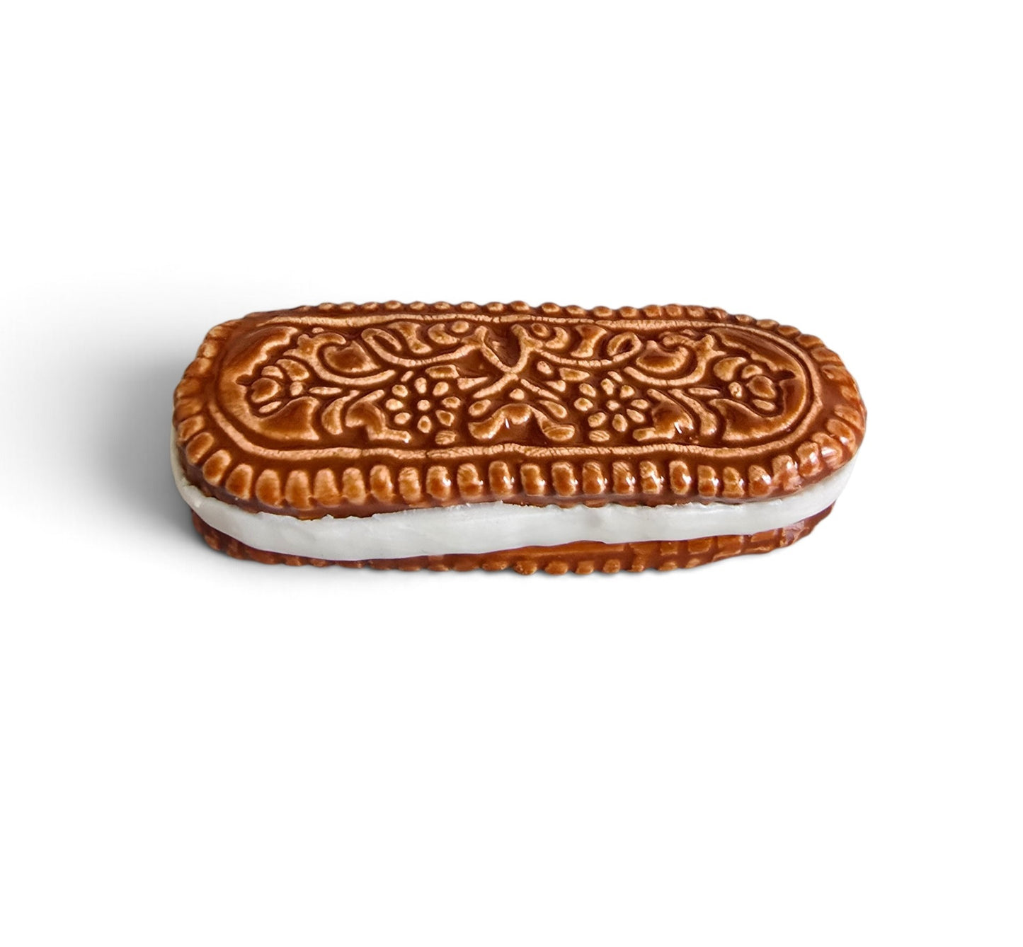 Mahogany Cameo